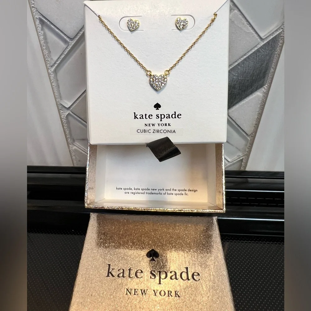 NIB Kate Spade Yours Truly Pave Heart Mini Pendant Necklace and Stud Set